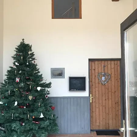 Les Cerisiers Semesterbostad Lezay