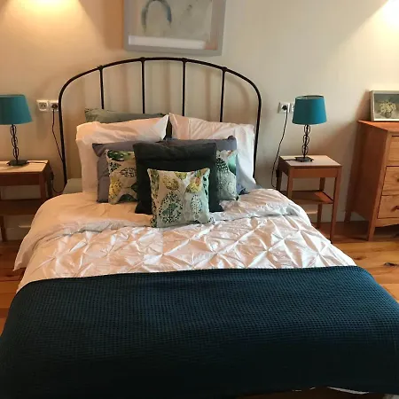 Semesterbostad Les Cerisiers Lezay