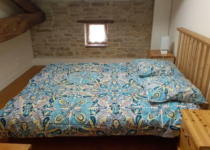 Les Cerisiers Gites بيت للعطل *